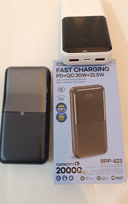 پاوربانک ریمکس مدل RPP623 ظرفیت 20000 میلی آمپر ساعت