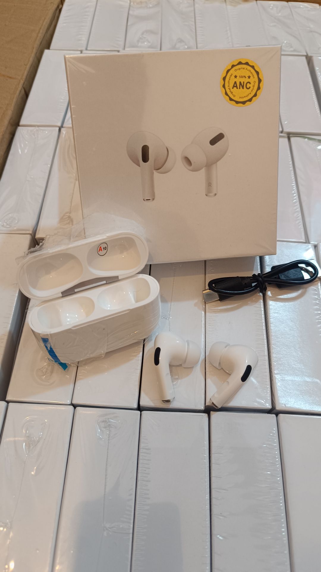 هدفون بی سیم اپل مدل ایرپاد پرو 3 غیر اصل